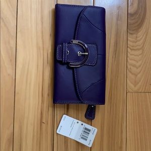 Coach soho buckle trifold leather wallet